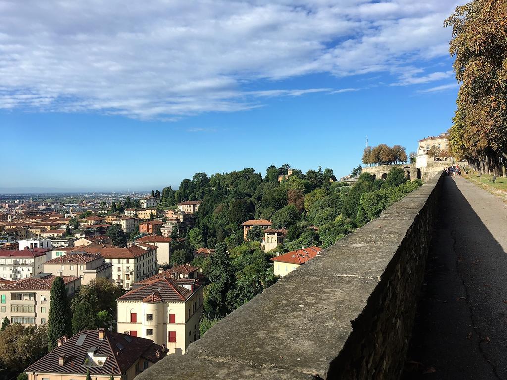 The Little House In Bergamo Lejlighed Eksteriør billede